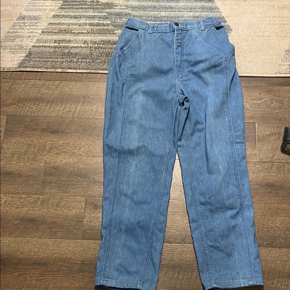 vintage Women's Relaxed Fit Blue Jeans